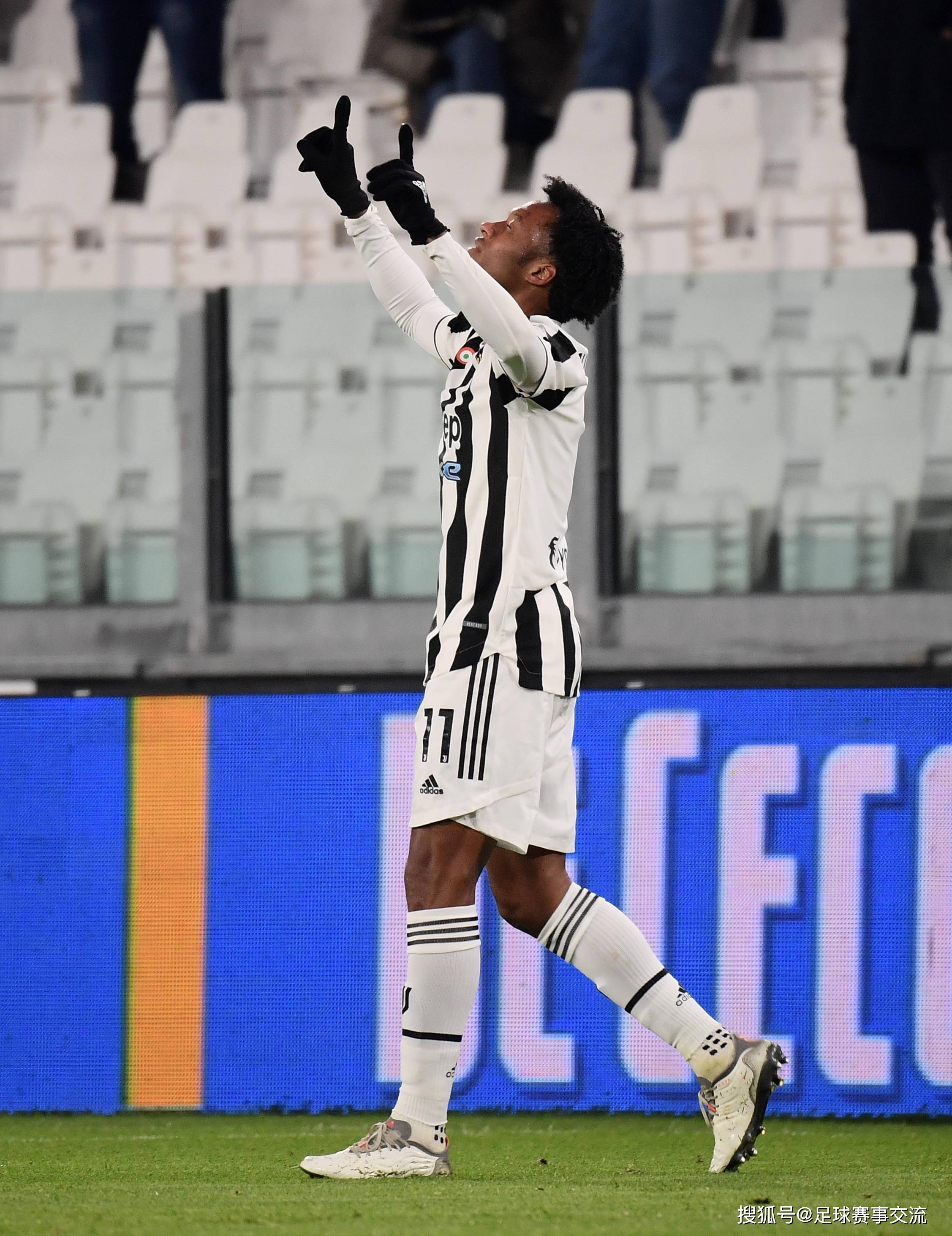 爱游戏体育赛事直播转折点阿斯顿维拉状态回暖，欧冠赛前攻防权衡，话题不断，团队化学反应显著的简单介绍