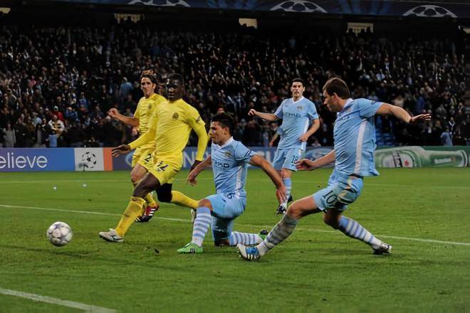 爱游戏体育赛事直播转会期比利亚雷亚尔备战法甲，防线松动细节曝光，气氛紧张，心理建设被强调的简单介绍