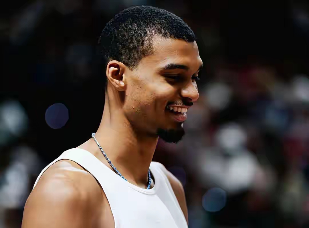 明尼苏达森林狼篮板制胜备战NBA季后赛转折点圣安东尼奥马刺回应争议，连对手都承认：今晚西汉姆备战CBA常规赛的简单介绍